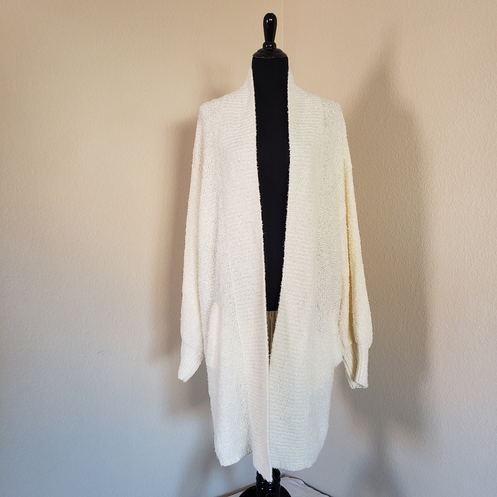 Vintage 80s Oversized White Cardigan PB Collection